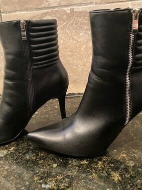 DANIKA Black Pointed Toe Stiletto Ankle Boots with Side Zipper